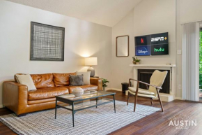 Comfortable Living in ATX with Private Deck and Office